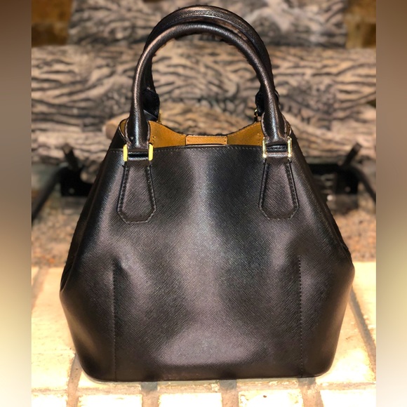 💥Moving to @the_bag_guy💥Michael Kors - Greenwich Large Saffiano Leather Tote - Picture 12 of 15
